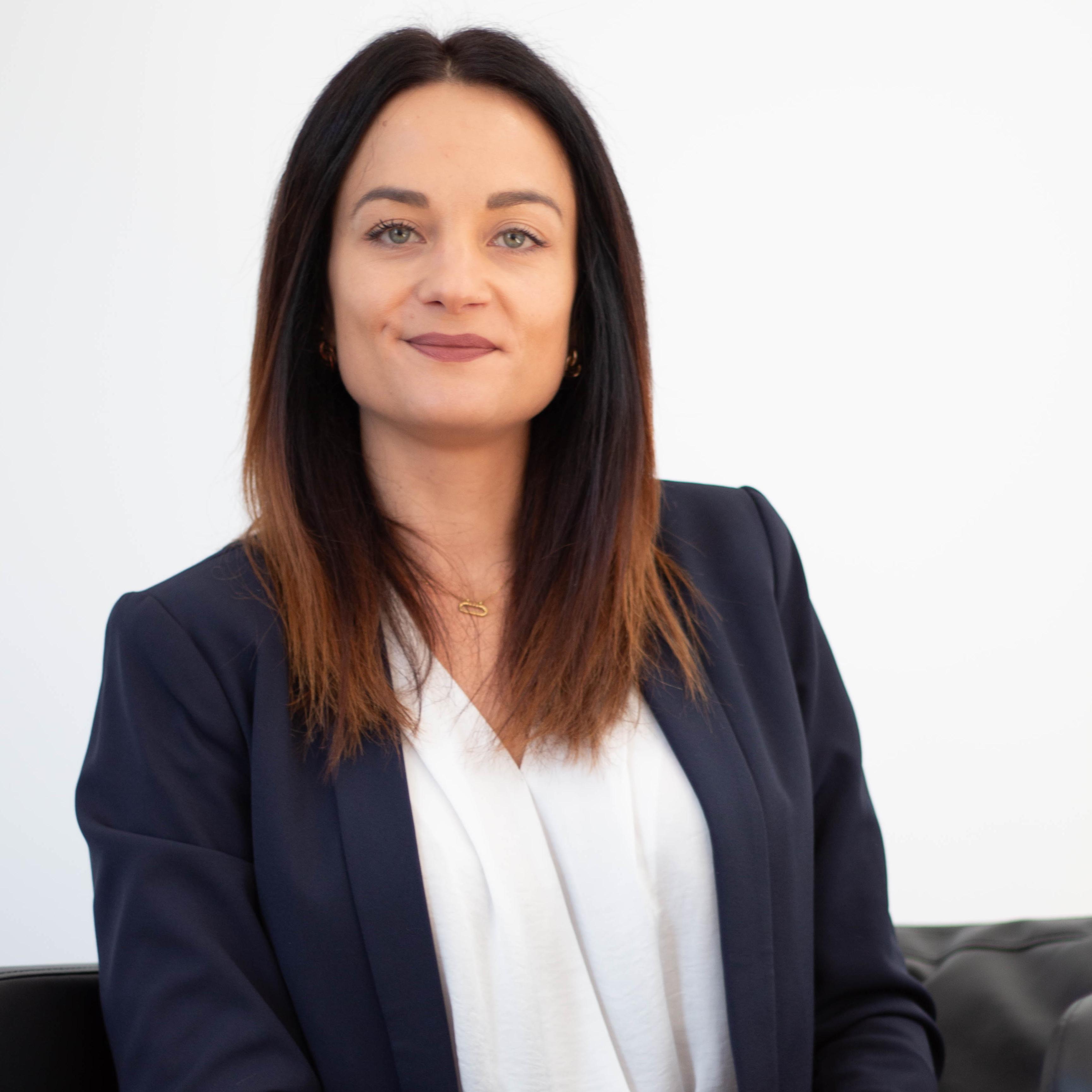 Delphine PORET-CLAUDIN